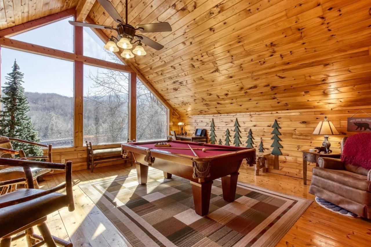 Magical Moments, Hot Tub, Wifi, 1089 Free Tickets Each Paid Day, Dollywood And More Gatlinburg Exterior photo