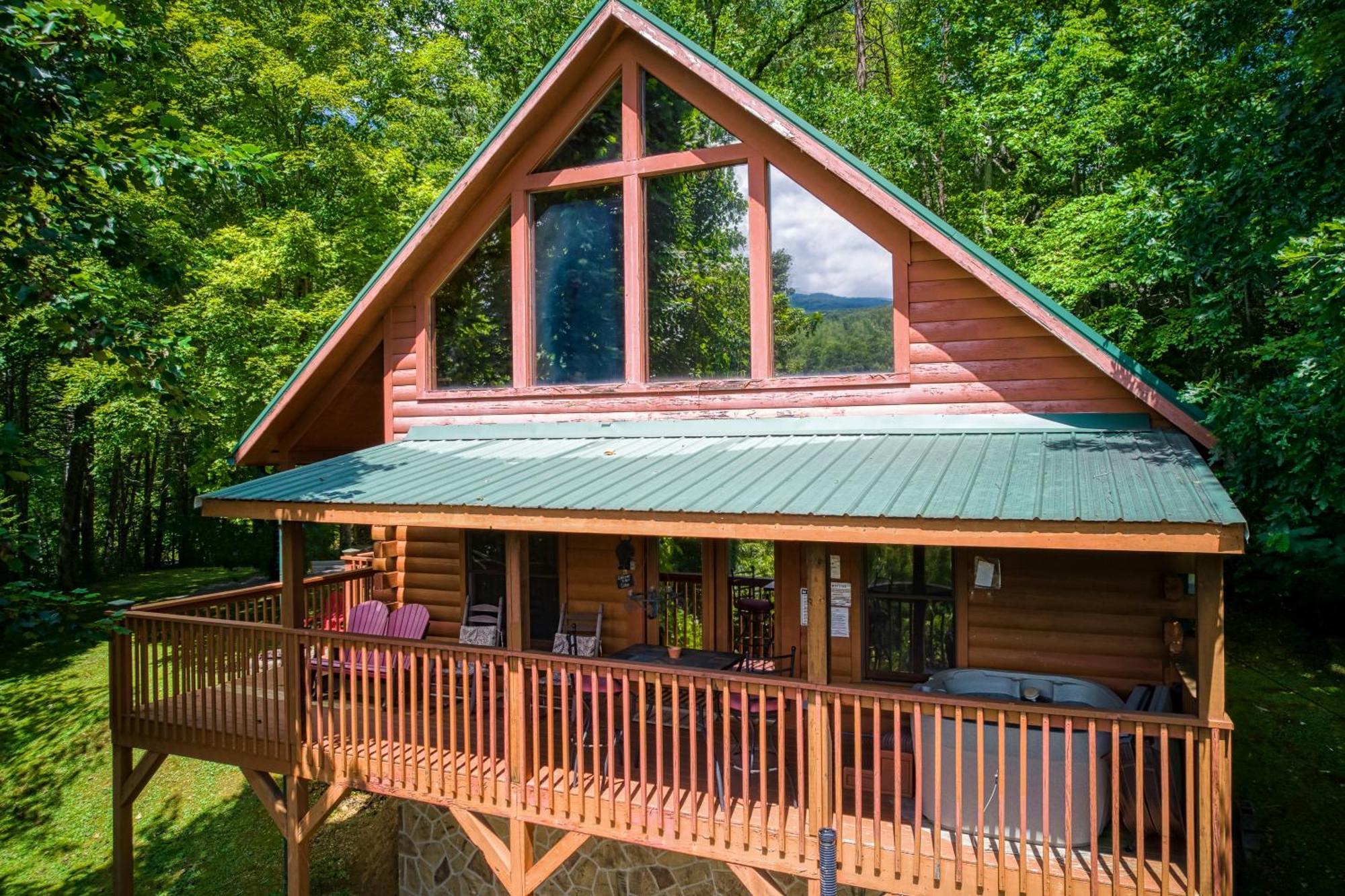 Magical Moments, Hot Tub, Wifi, 1089 Free Tickets Each Paid Day, Dollywood And More Gatlinburg Exterior photo