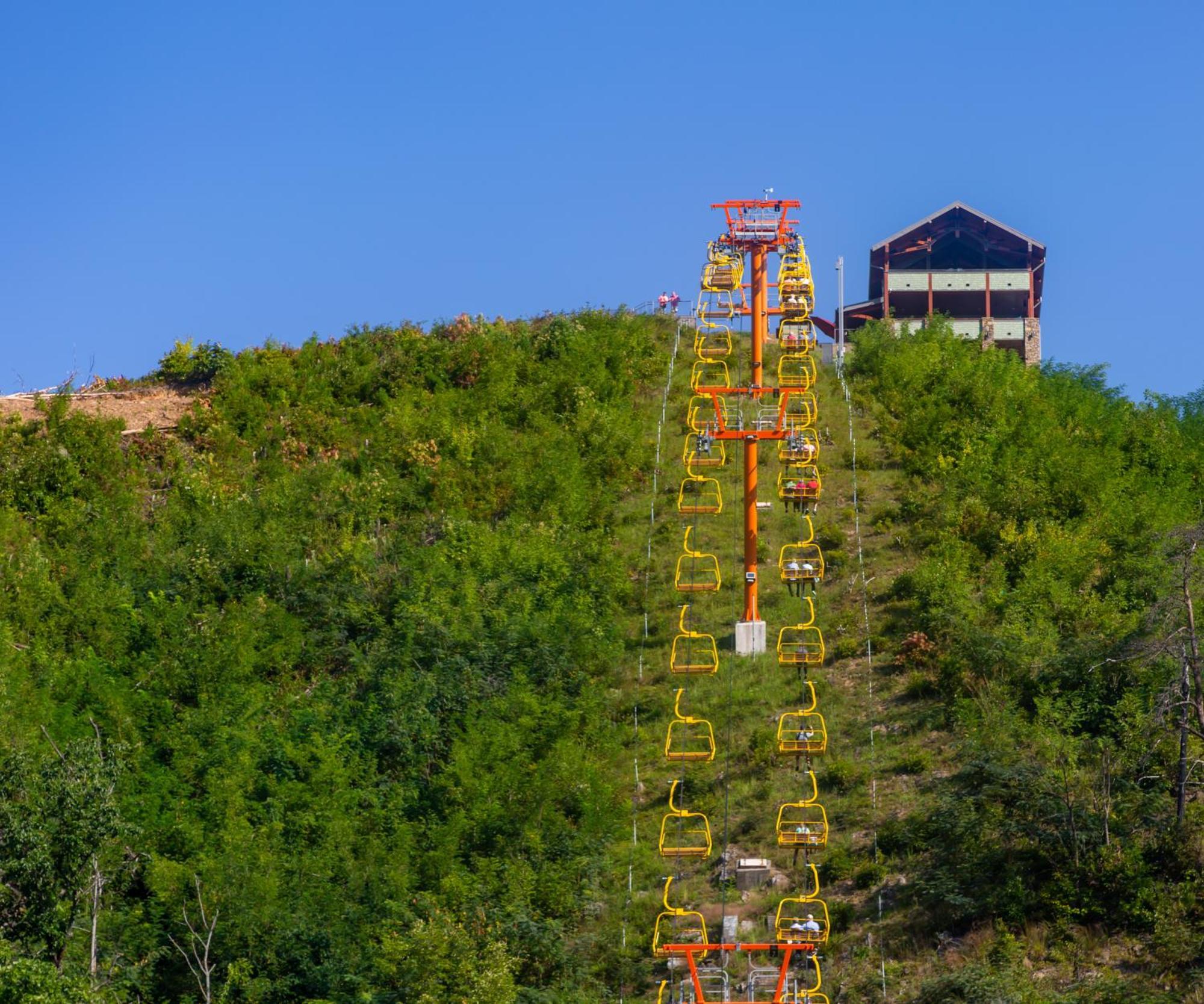 Magical Moments, Hot Tub, Wifi, 1089 Free Tickets Each Paid Day, Dollywood And More Gatlinburg Exterior photo